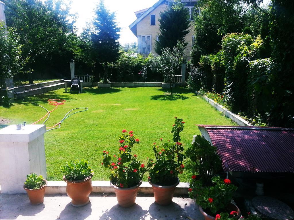 Jeelani Guest House Srinagar (Jammu and Kashmir) Ngoại thất bức ảnh